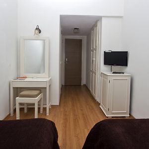 Economy Zimmer mit zwei Einzelbetten